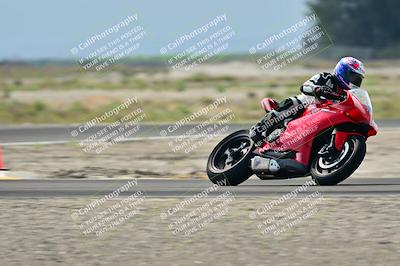 media/Apr-18-2025-TrackDaz (Fri) [[45f5874c44]]/B Group/Session 2 (Turn 7)/
